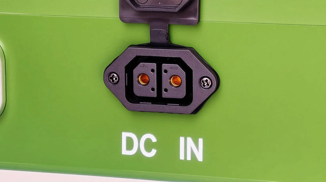 Charging Input / 48V Power Output